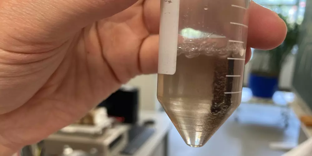 Magnetische Nanopartikel in Wasser