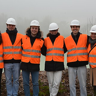 Gruppenfoto im Freien